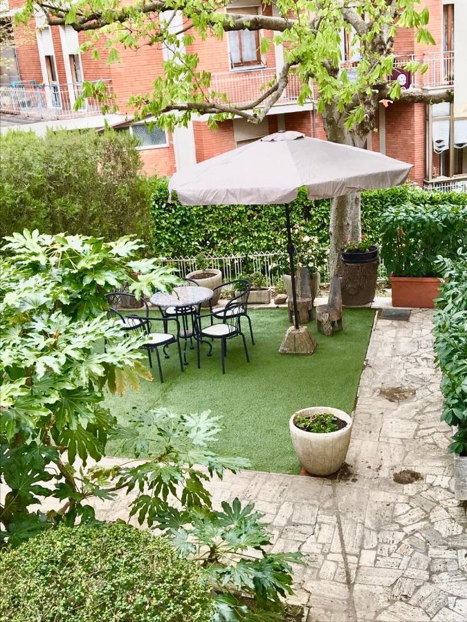Enzo Lettings Lägenhet Chianciano Terme Exteriör bild
